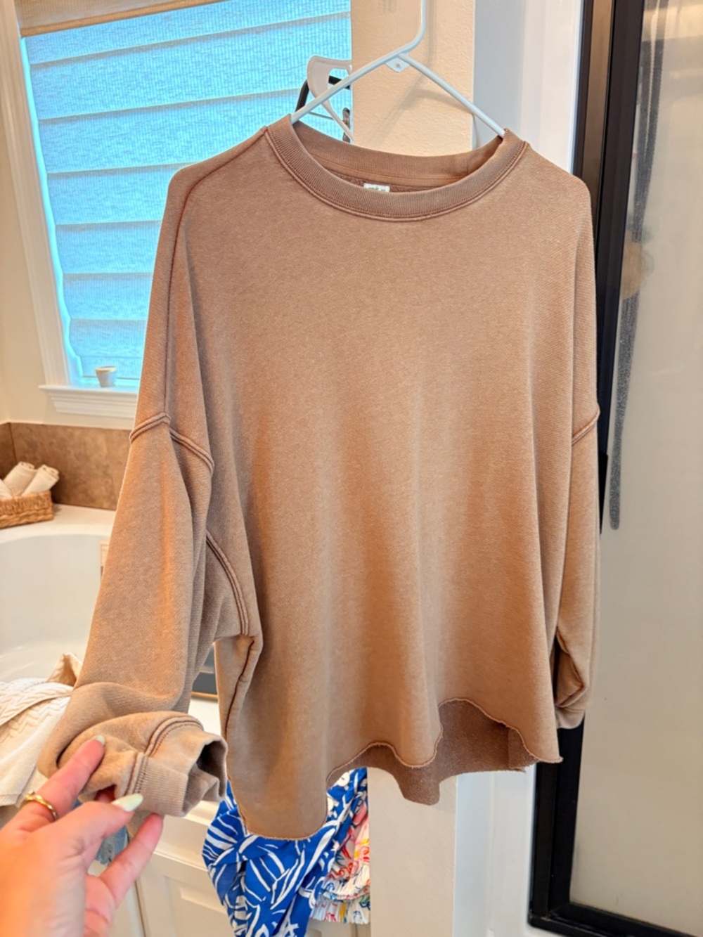 aerie Relaxed Drop-Shoulder Sweatshirt in Taupe
